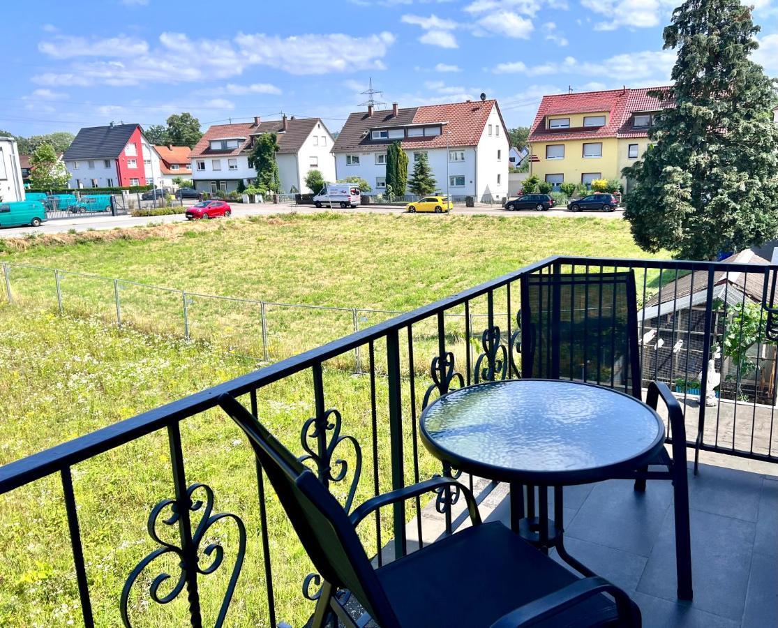 Prime Host Lovely Apartment Karlsruhe Bagian luar foto
